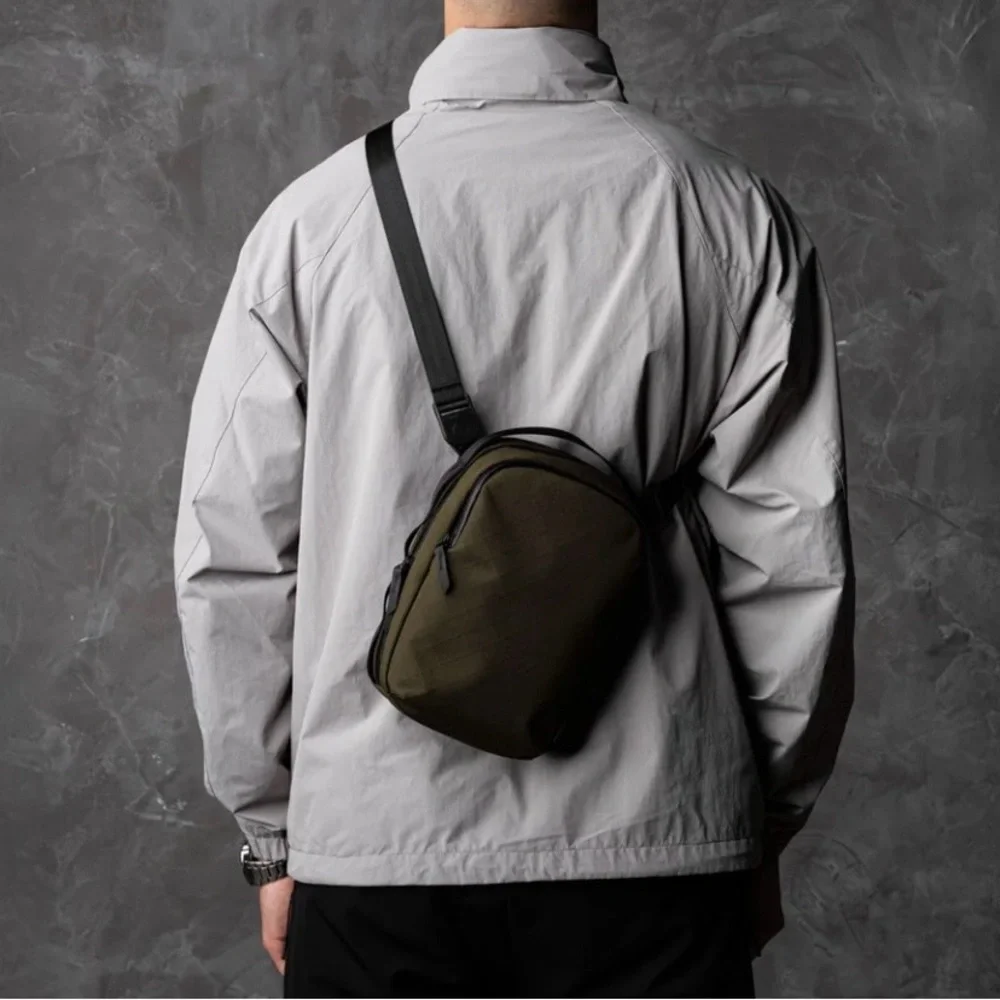 NWT ALPAKA METRO SLING MAX XPAC - A2